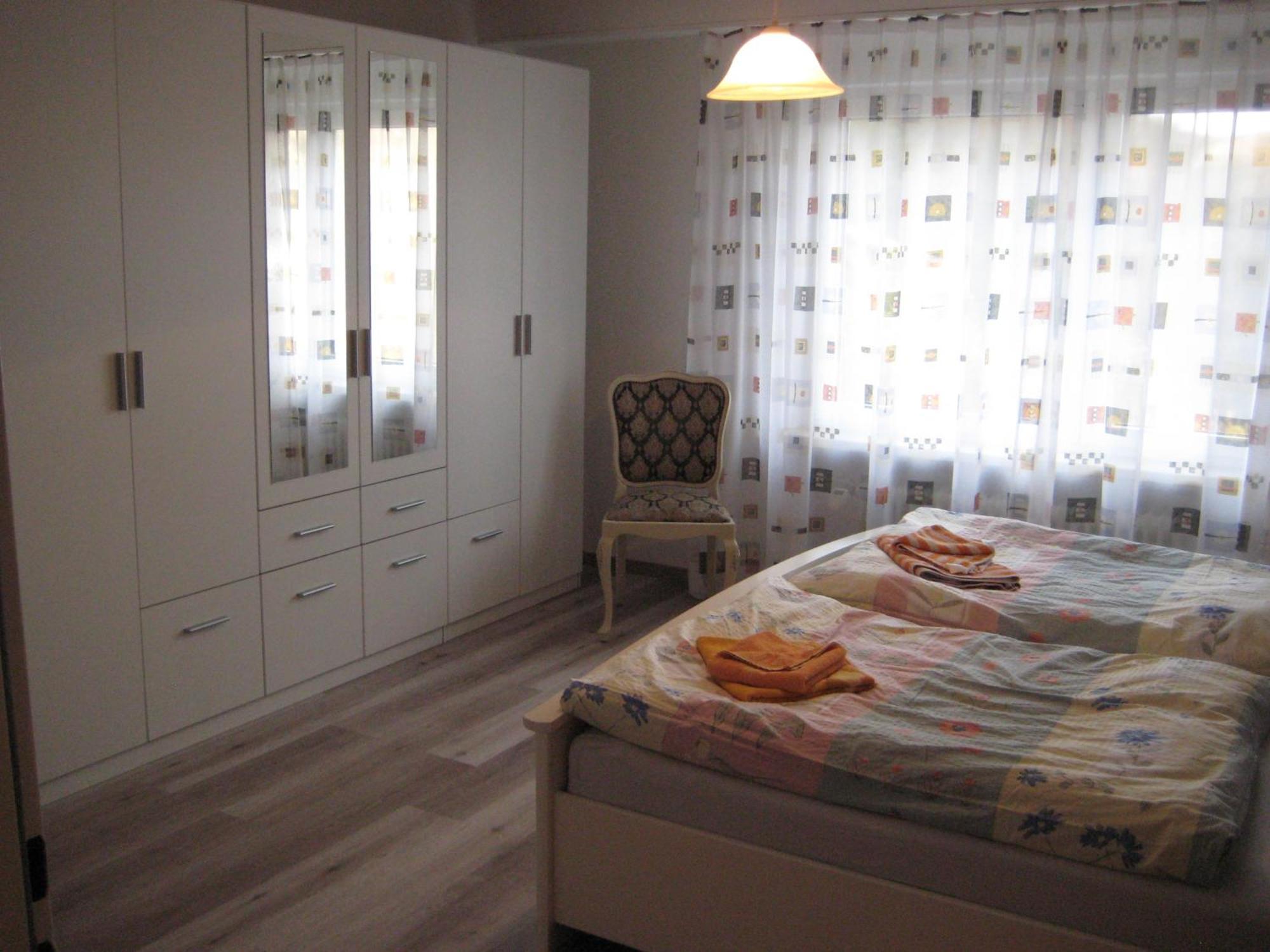Schlossberg Ferienwohnung Waldeck  Rum bild